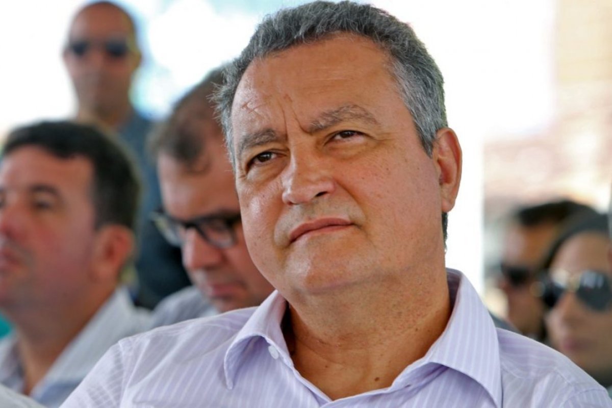 Rui Costa diz que Bahia pode ter 8 milhões de imunizados até julho com Sputnik-V liberada