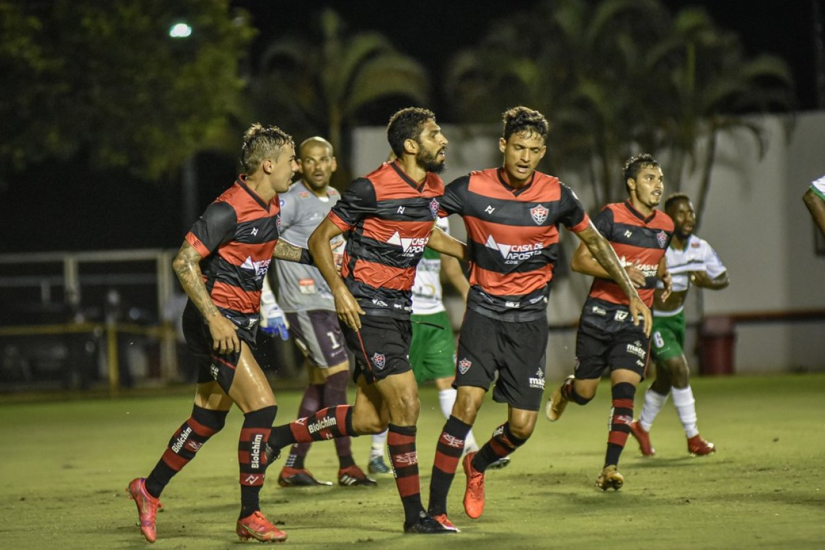Série B: Vitória sonha com uma das quatro vagas na elite do futebol nacional