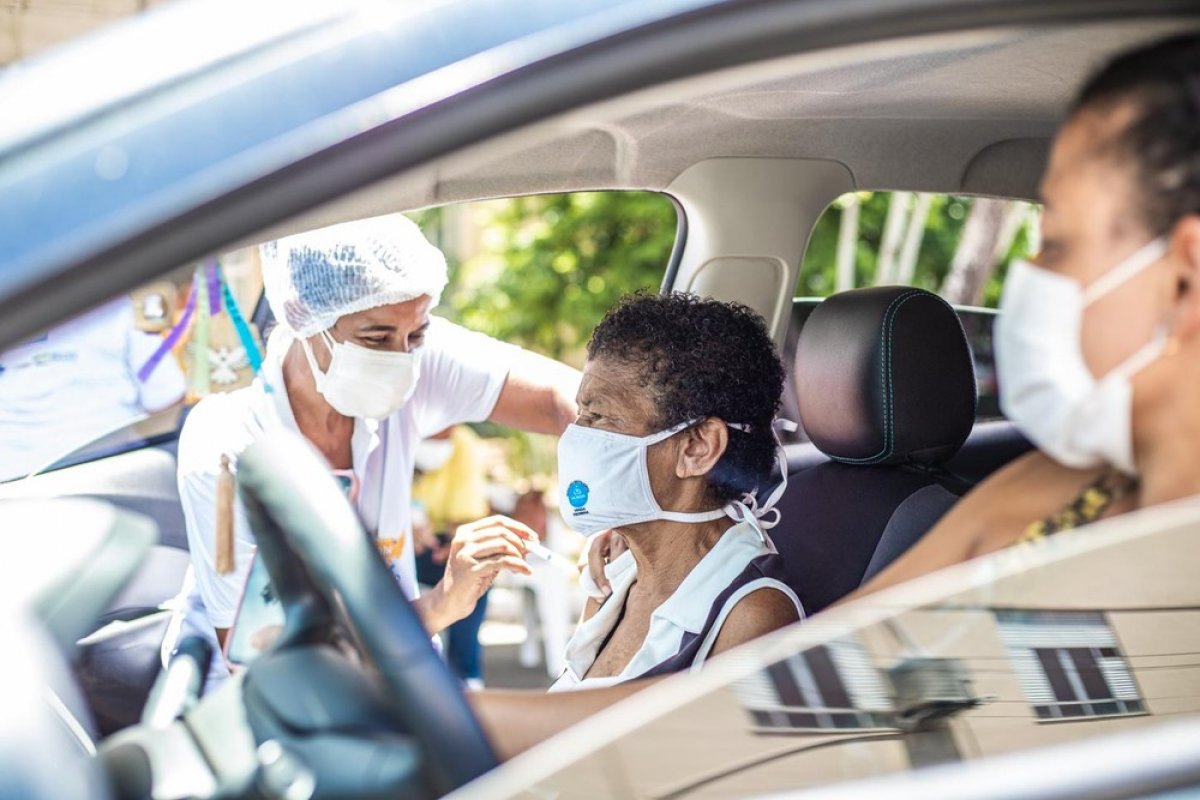 Salvador: confira os pontos de vacinação da segunda dose para terça-feira (25)