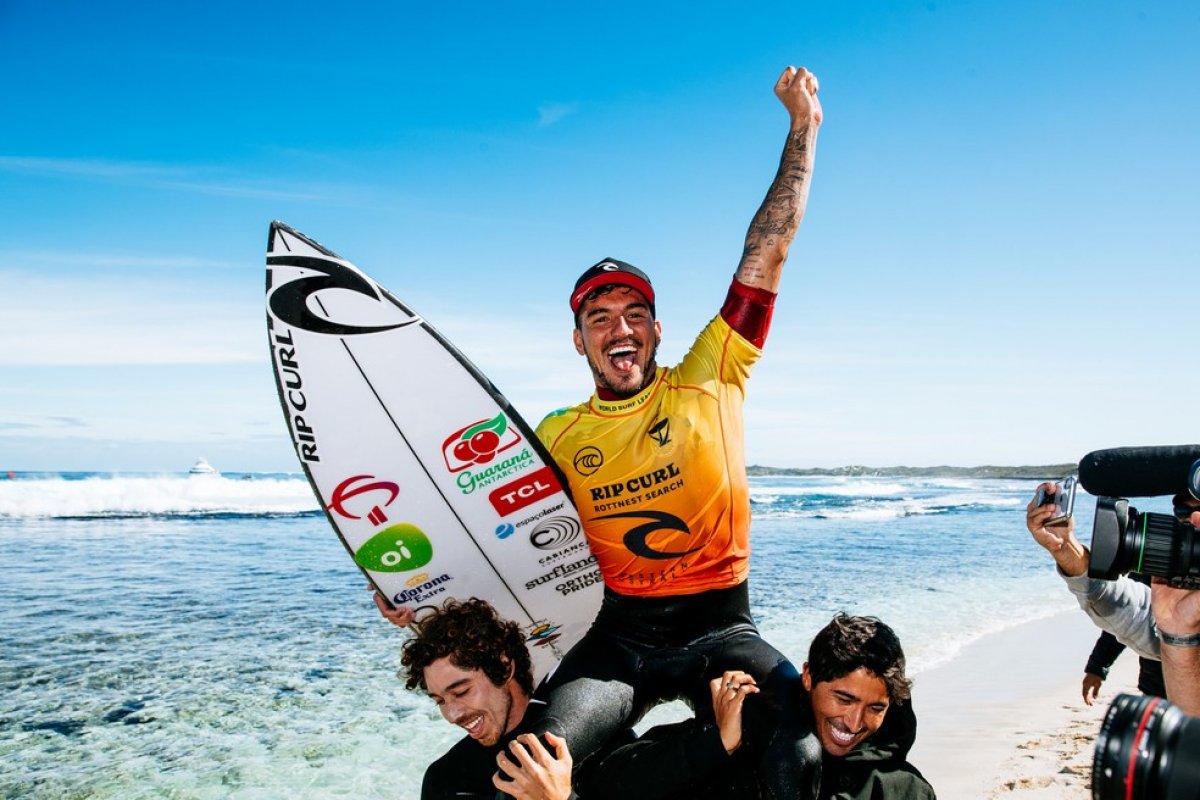 Medina vence etapa de Rottnest Search e se isola na liderança do Circuito Mundial de Surf