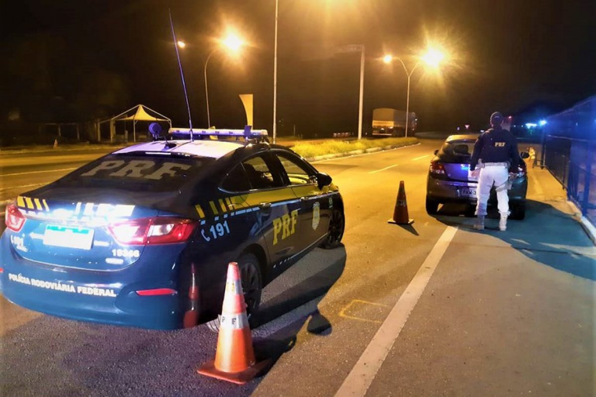 Suspeito de liderar tráfico em Feira de Santana é preso com documento falso