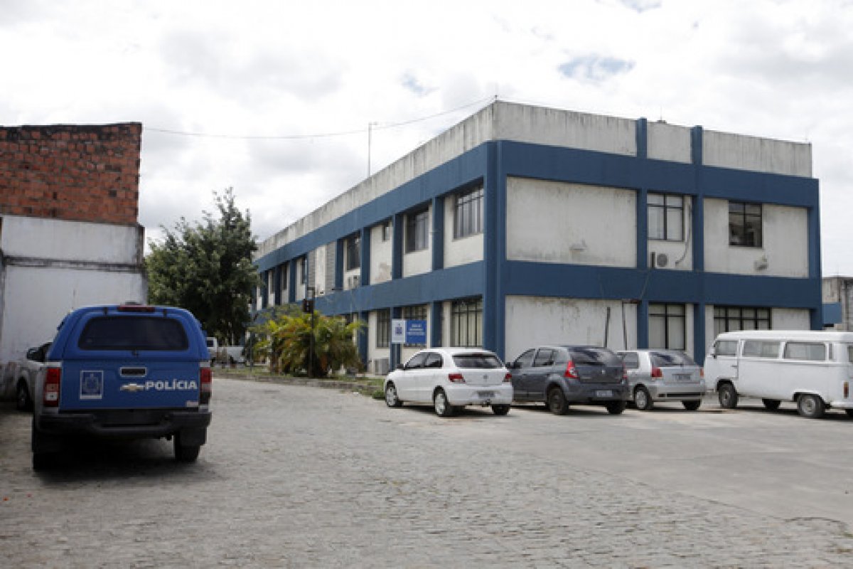 Dupla é presa por estelionato em Salvador