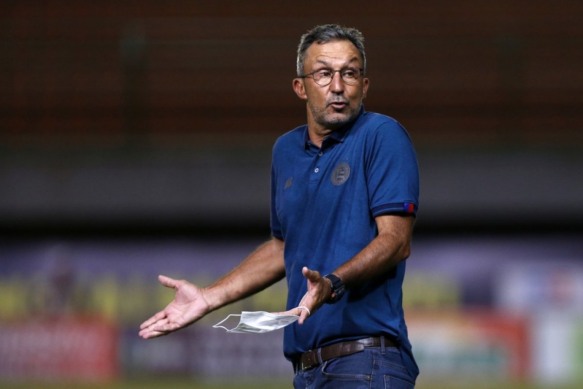 Bellintani diz que Prates não segue no time de transição do Bahia