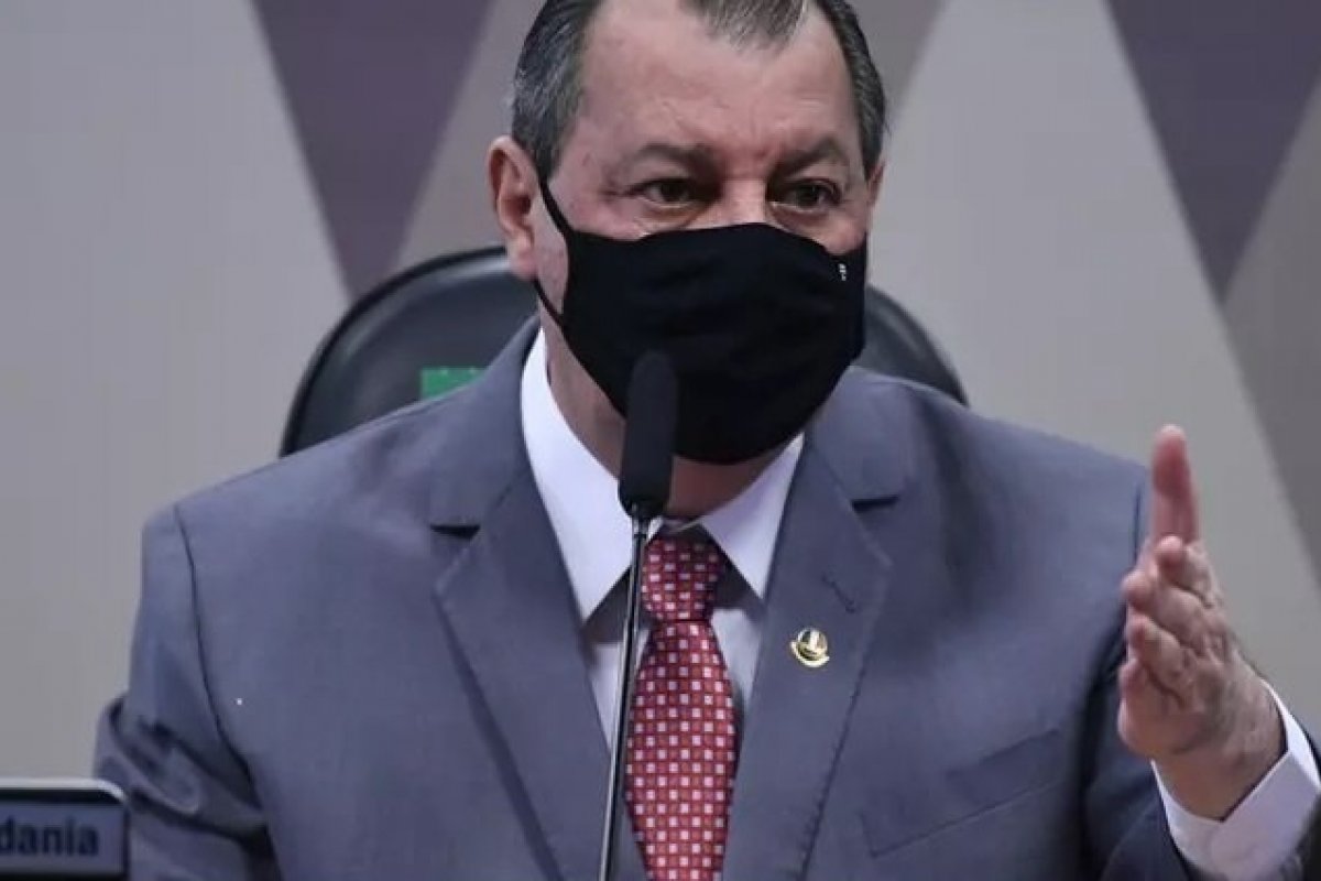 Reconvocação de Pazuello será aprovada, diz Omar Aziz