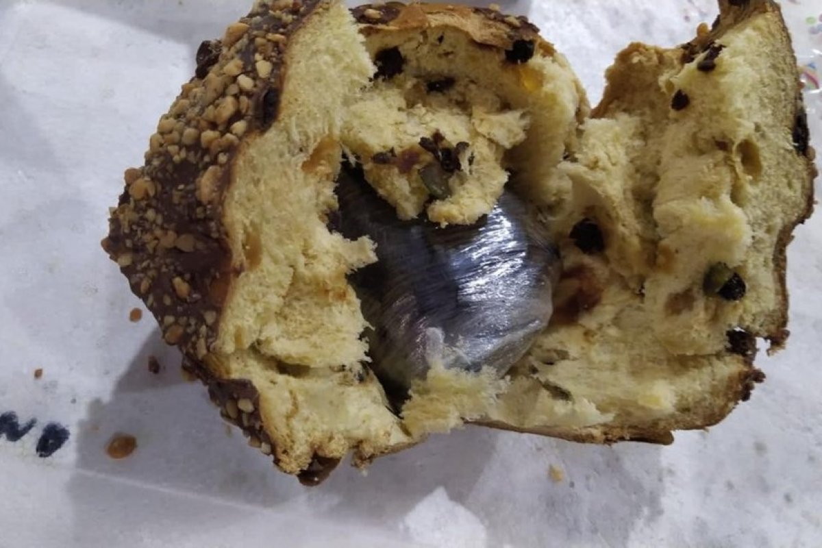 PF apreende 10 quilos de skank escondidos em panetones, no aeroporto de Salvador