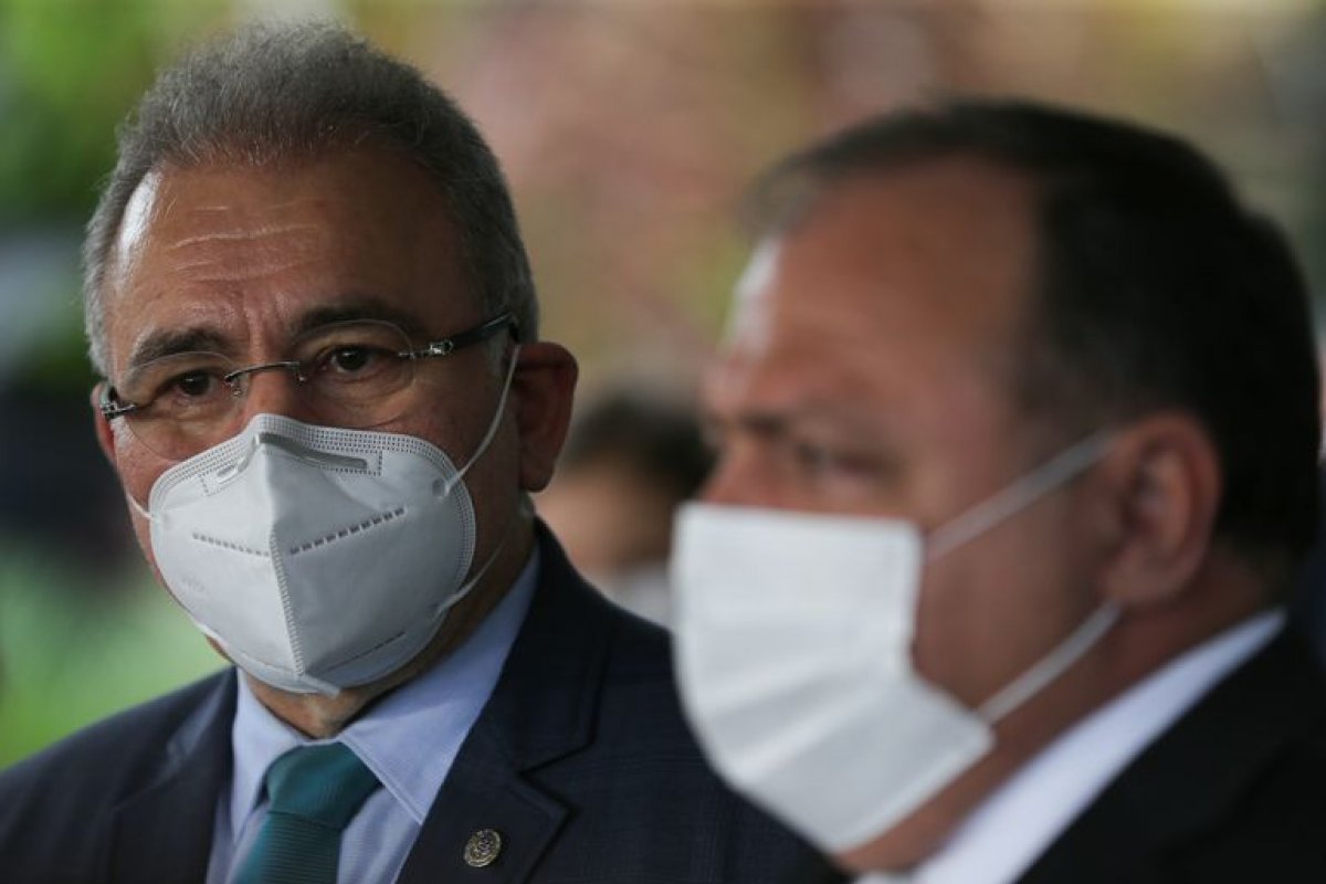 CPI da Covid reconvoca Pazuello e Queiroga