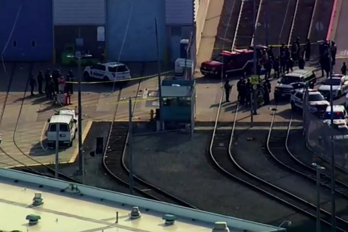 Tiroteio na Califórnia deixa 'vários mortos', dizem autoridades