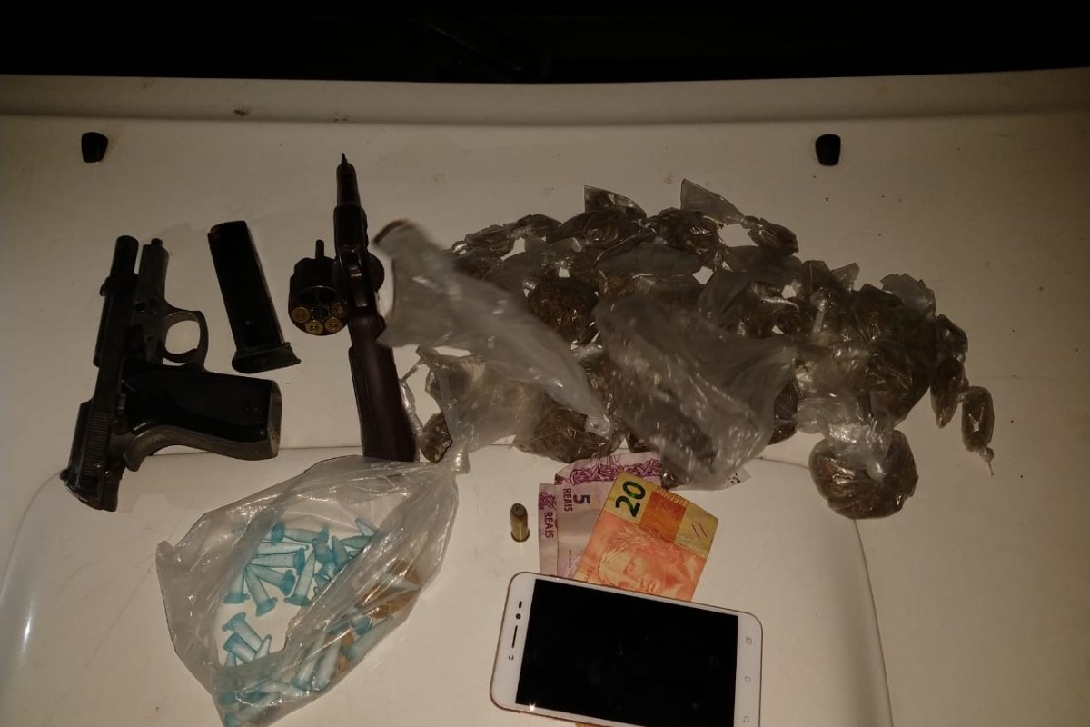 Dois homens morrem em confronto com a polícia no Subúrbio