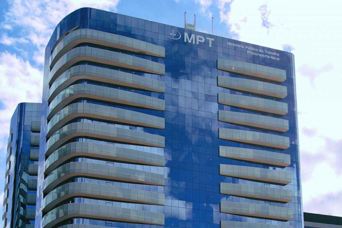 TST define lista tríplice para vaga do MPT