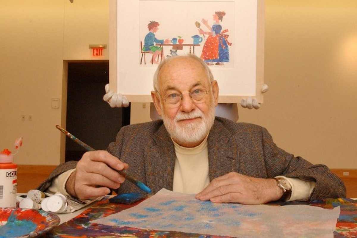 Morre Eric Carle, autor best seller de livros infantis