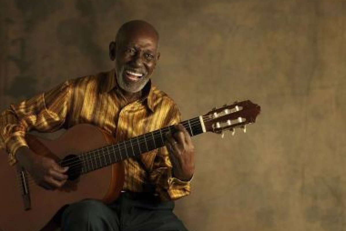 Sambista Nelson Sargento morre aos 96 anos 