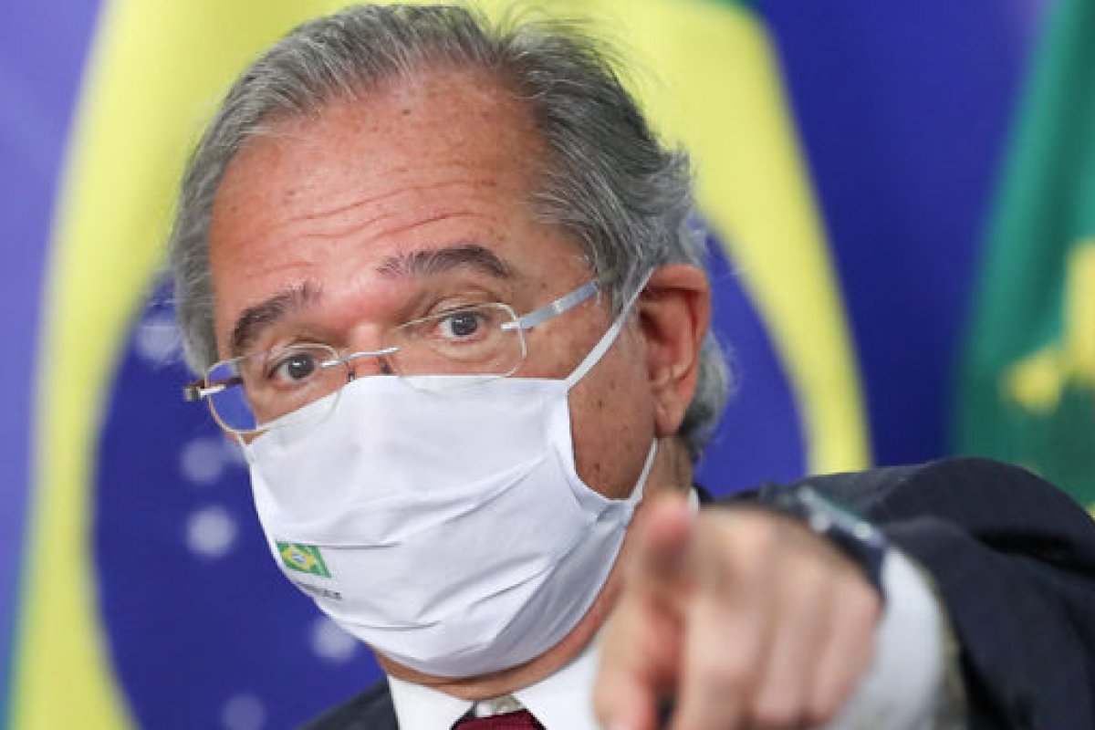 Guedes critica reforma tributária ampla e diz que proposta saquearia R$ 500 bi da União