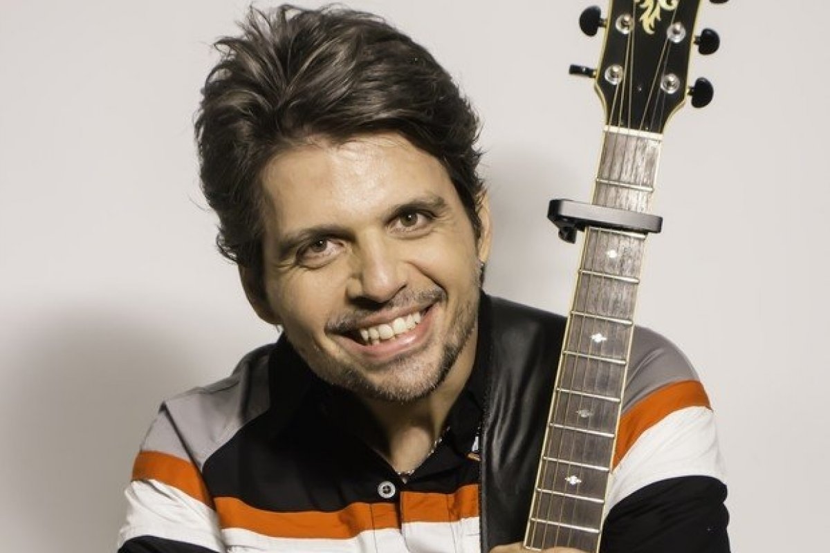 Viva! Marcus Menna, ex-LS Jack, retoma carreira e grava com Paula Fernandes