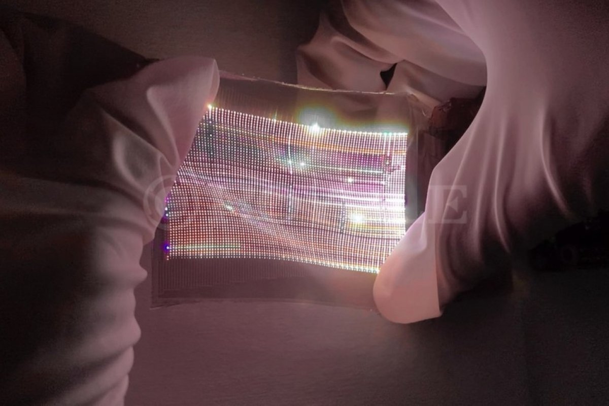 Empresa desenvolve primeira tela elástica feita com micro LED do mundo