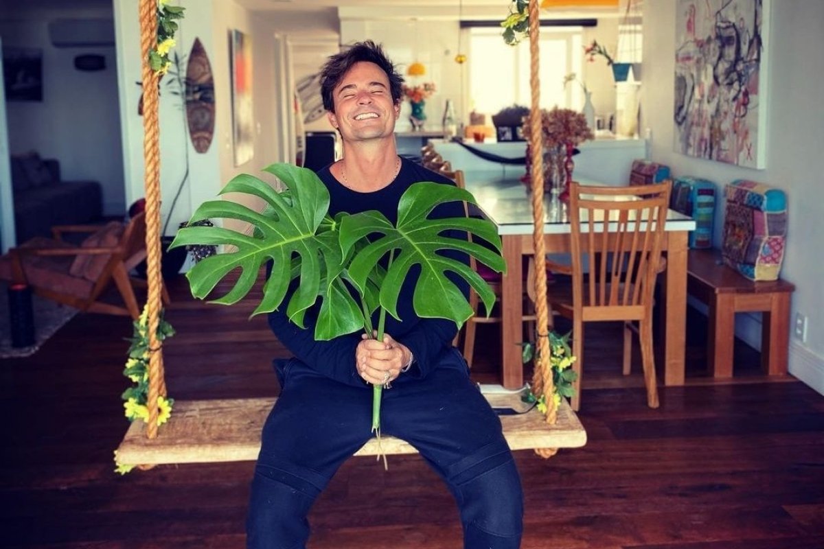 Ator Paulo Vilhena aposta em carreira musical