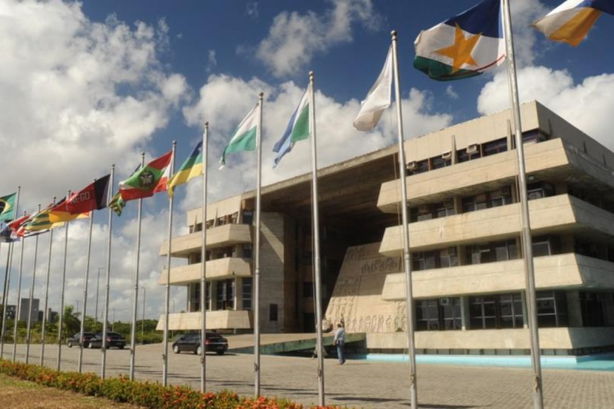 Rui Costa manda à AL-BA PEC que muda previdência dos servidores