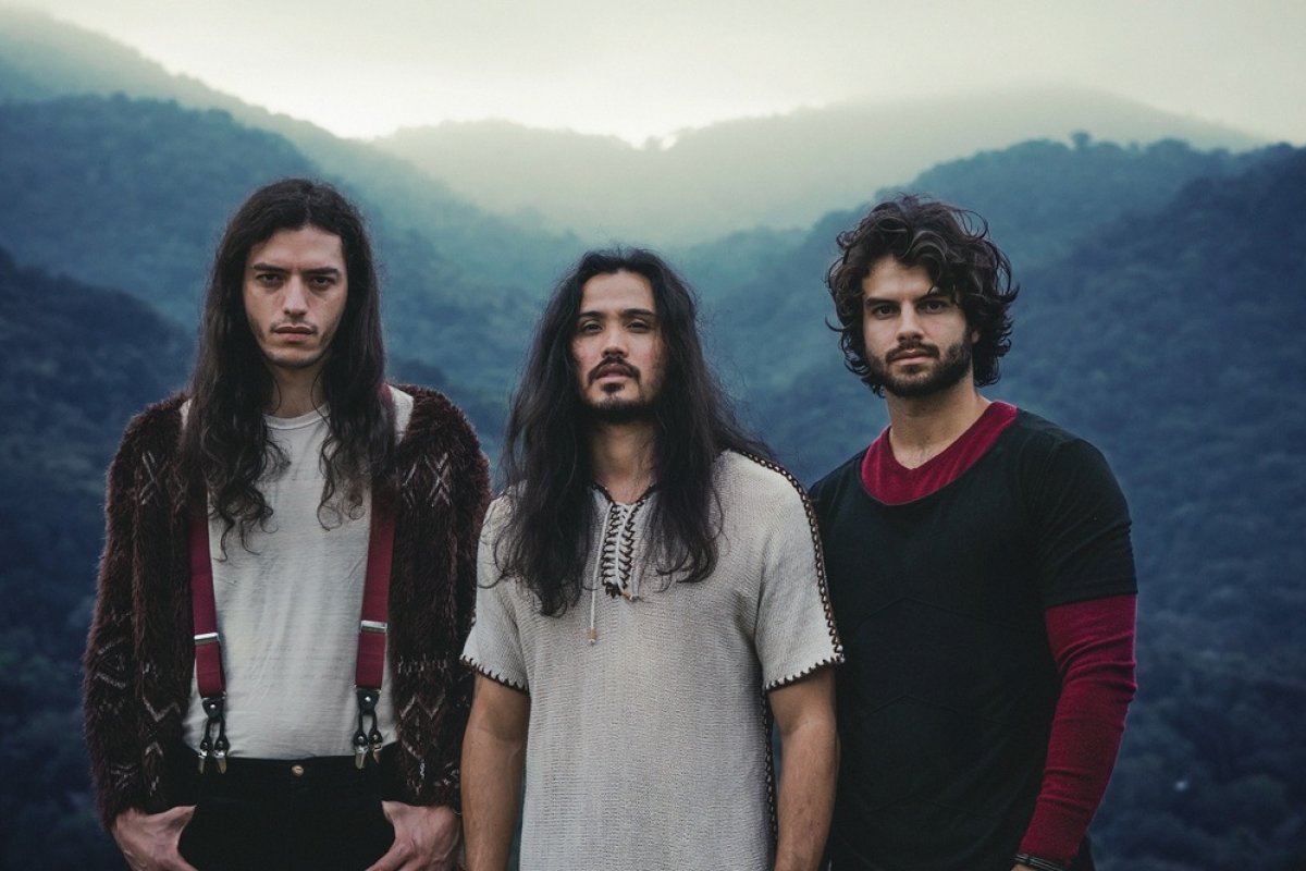 Novo EP da Muladhara, Bender apresenta densas viagens instrumentais ao público