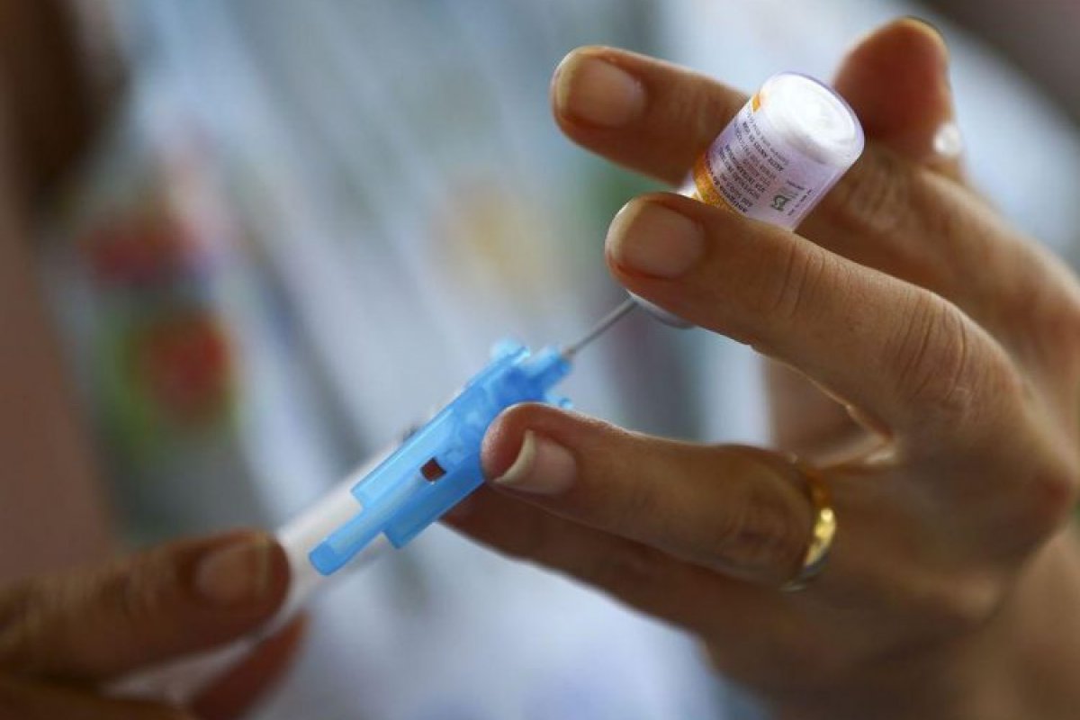 Aplicação da 2ª dose da vacina contra a Covid será retomada nesta segunda (31) em Salvador