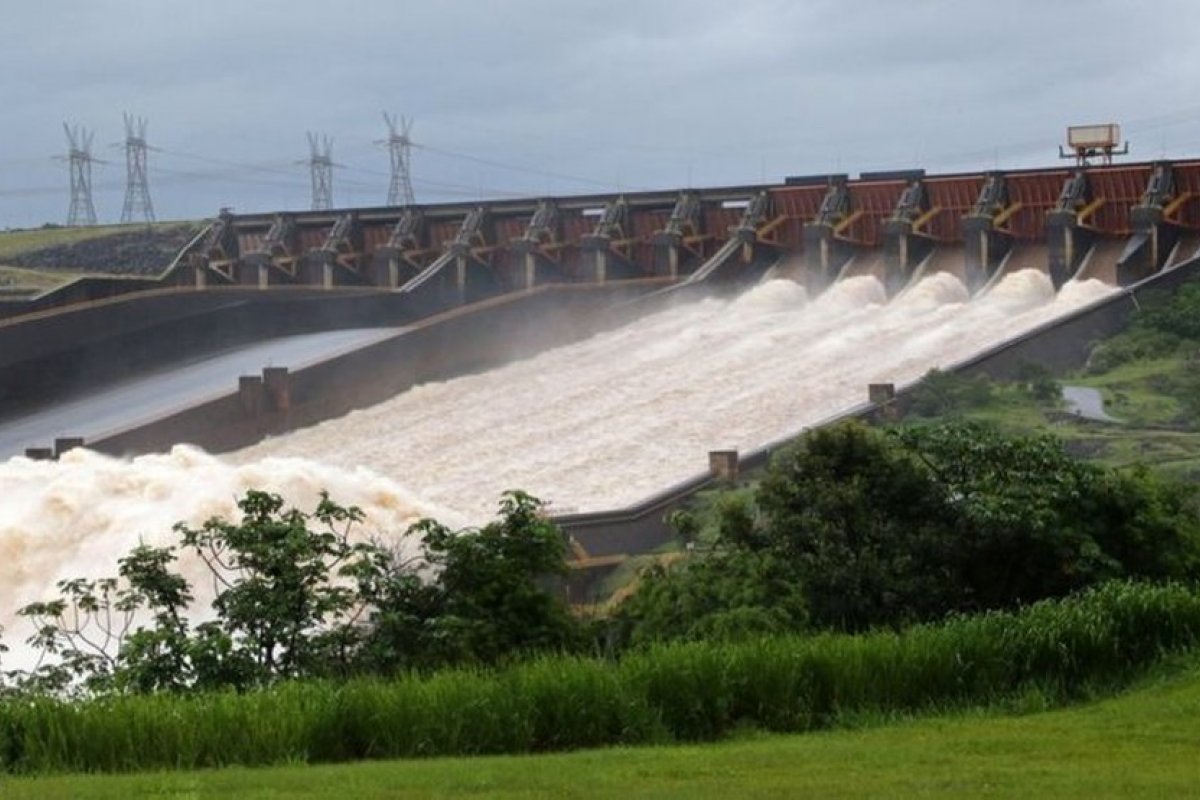 Como falta de chuva histórica no Brasil traz risco de inflação