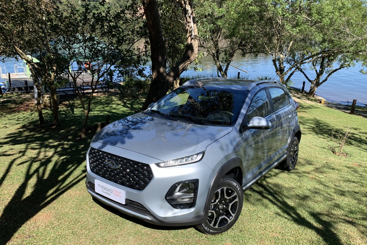 Tiggo 3X estreia com motor 1.0 turbo e câmbio CVT por R$ 94,9 mil