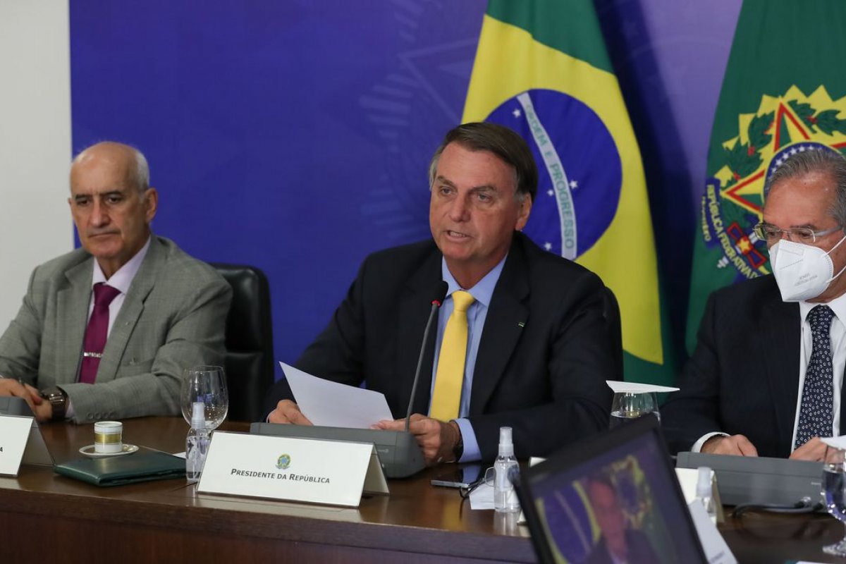 Bolsonaro afirma que país oferece oportunidades únicas a investidores