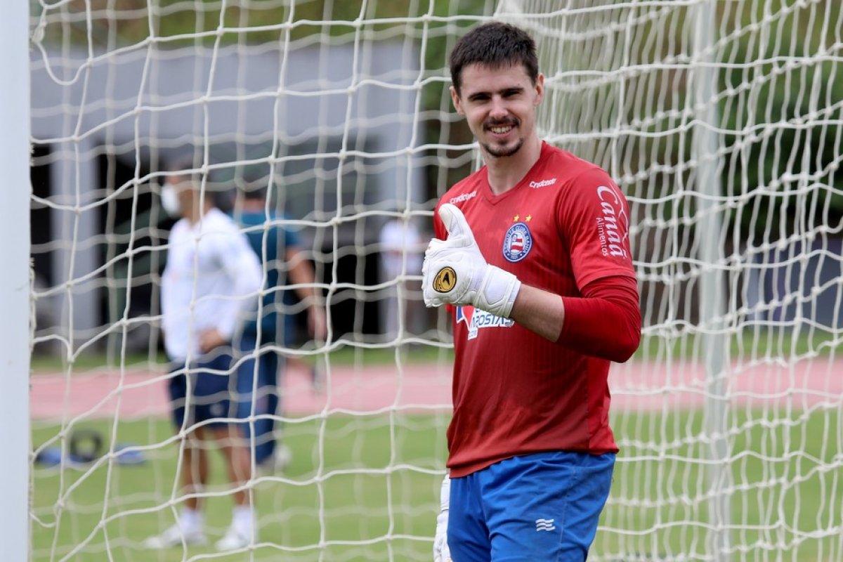 Bahia realiza último treino antes de pegar o Vila Nova