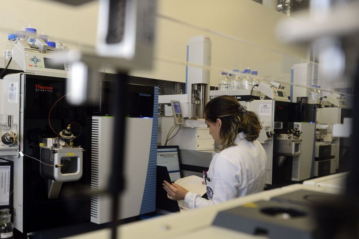 Capes mantém mais de 90 mil bolsas de mestrado e pós-graduação no Brasil