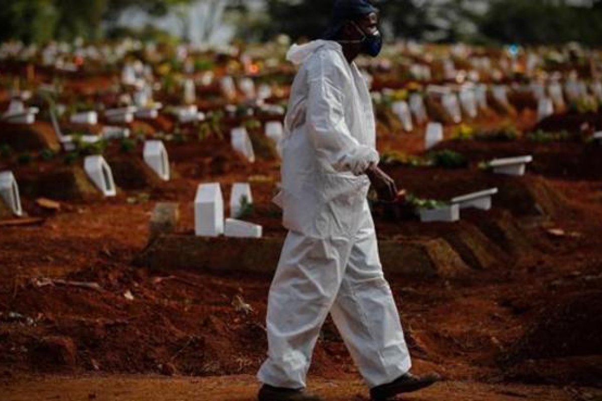 Número de mortes no Brasil cresce 64% de janeiro a abril de 2021