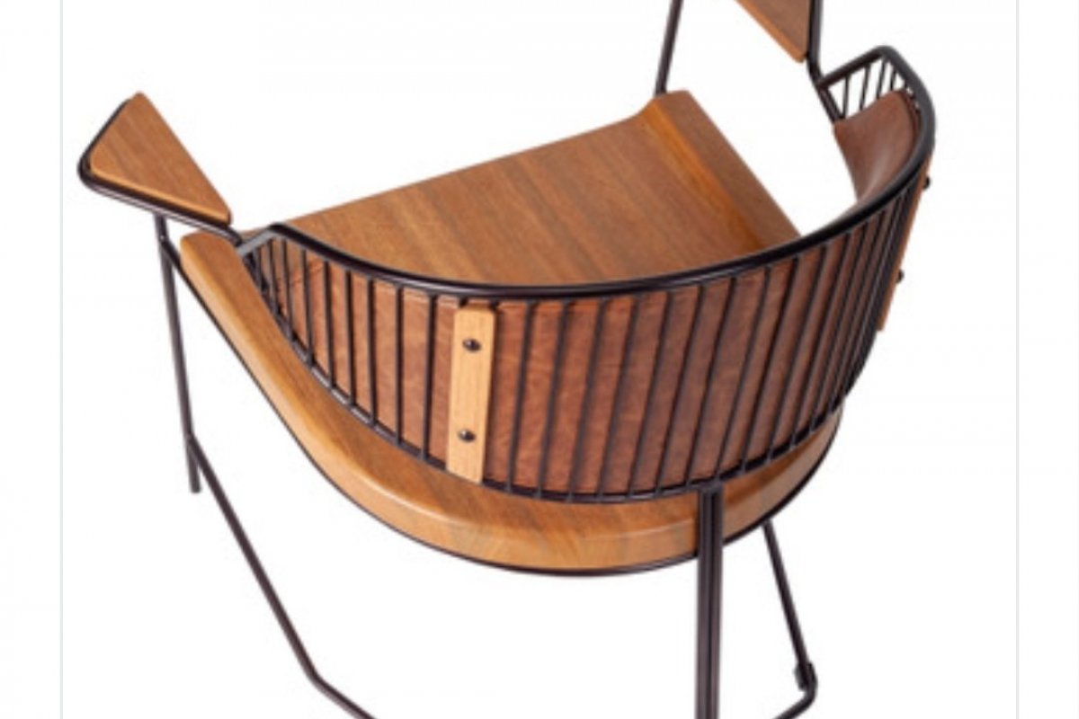 Estilo Japandi está entre os destaques no mobiliário composto por poltronas, mesas de apoio, centro e de jantar