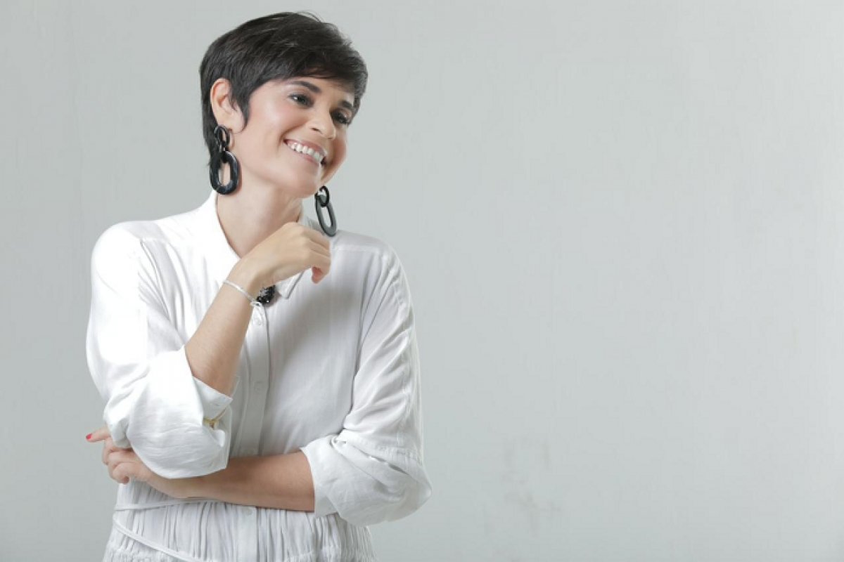 Thathi e Isabella Taviani lançam “Igual Não Tem”