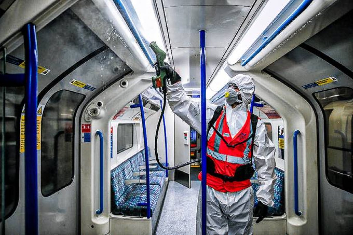 Reino Unido não registra mortes por covid-19 pela primeira vez em 11 meses