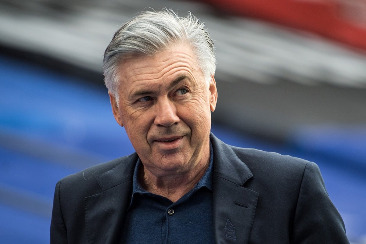Carlo Ancelotti é anunciado como novo treinador do Real Madrid