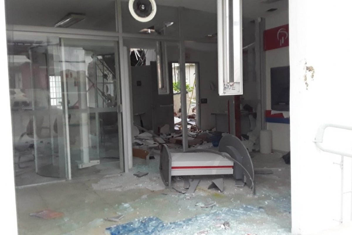 Agência bancária no sul da Bahia é explodida nesta quarta-feira (2)