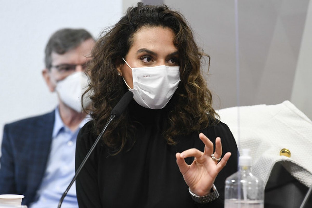 "Autonomia médica faz parte da nossa prática, mas não é licença para experimentação", diz Luana Araújo, ex-secretária de Saúde do MS