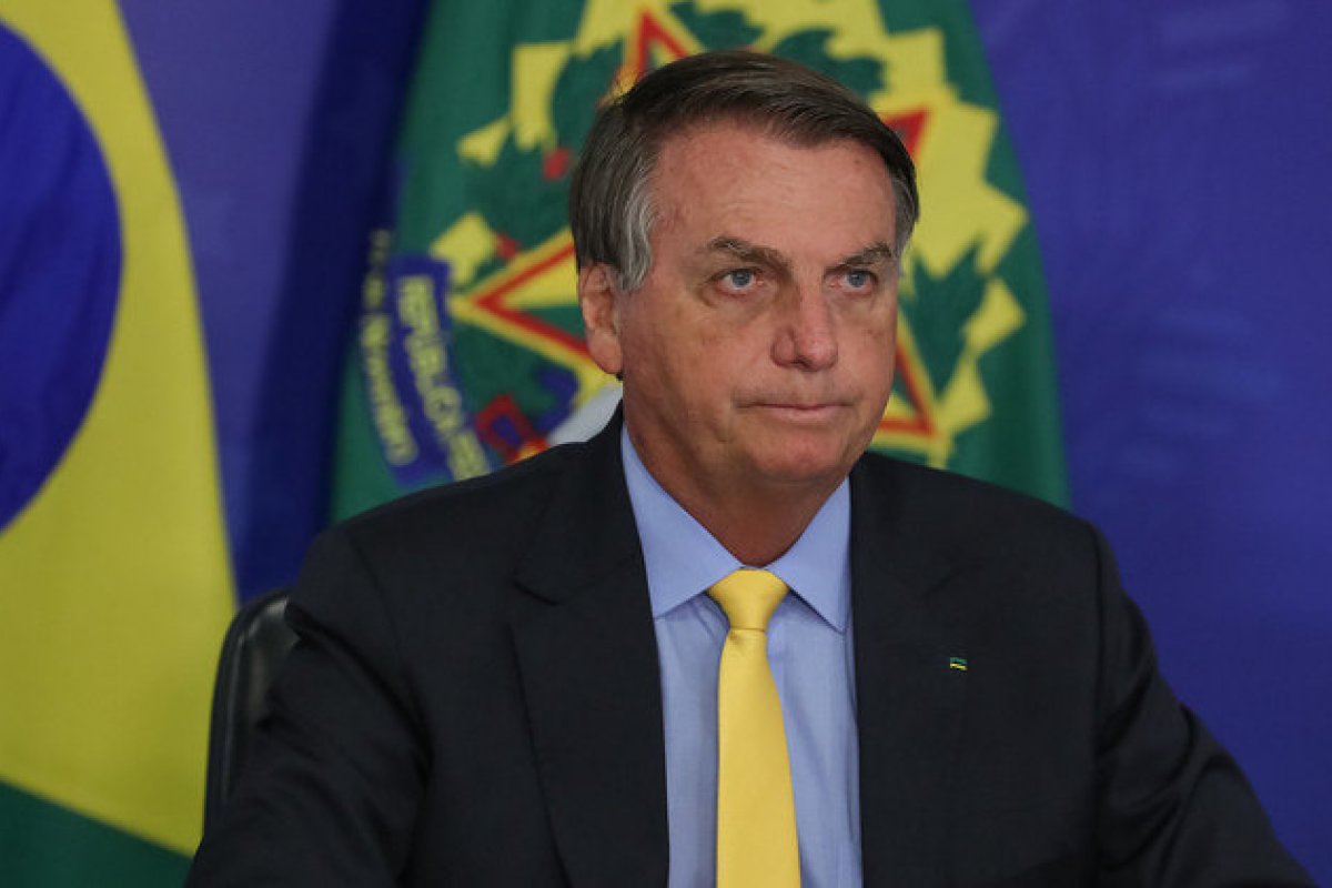 Bolsonaro sai em defesa de Nise Yamaguchi após depoimento na CPI da Covid