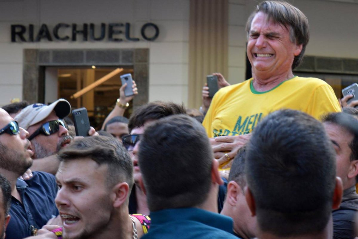 Presidente Jair Bolsonaro é operado em São Paulo