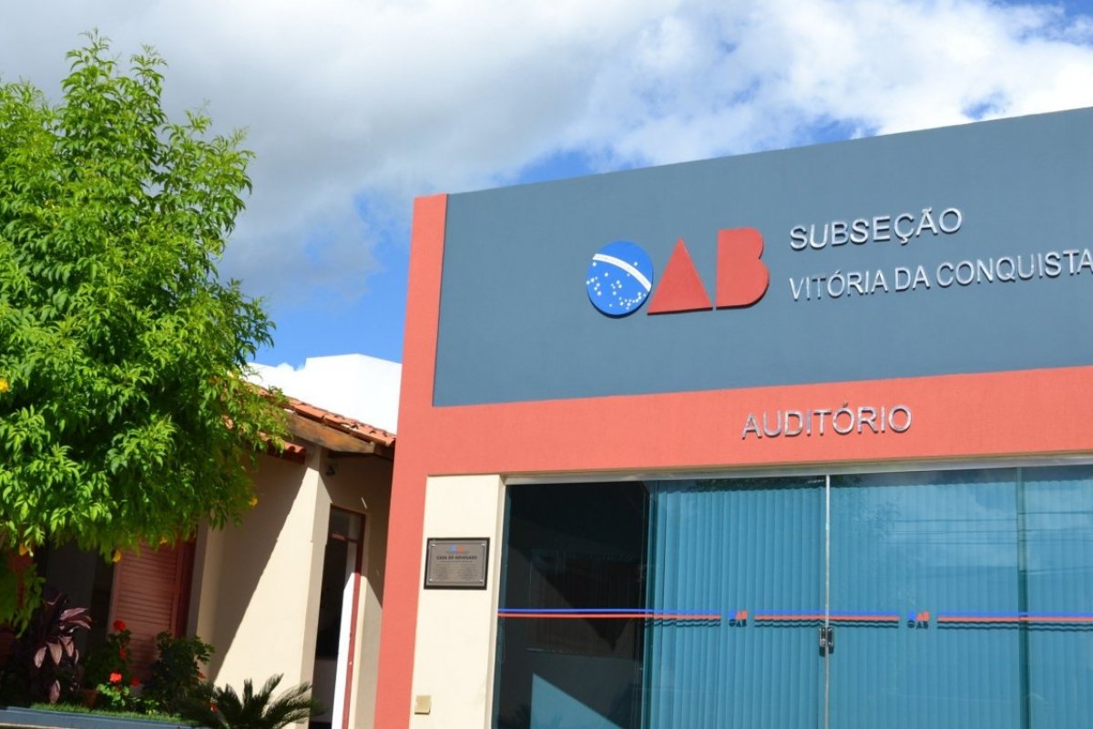 Advogada sofre agressão com cabo de vassoura por filho de cliente no centro-sul da Bahia