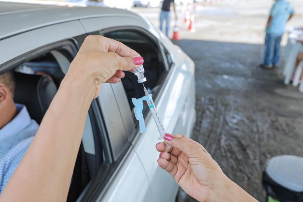 Em rede social, Bruno Reis anuncia vacinação de jornalistas acima de 40 a partir desta sexta (4)