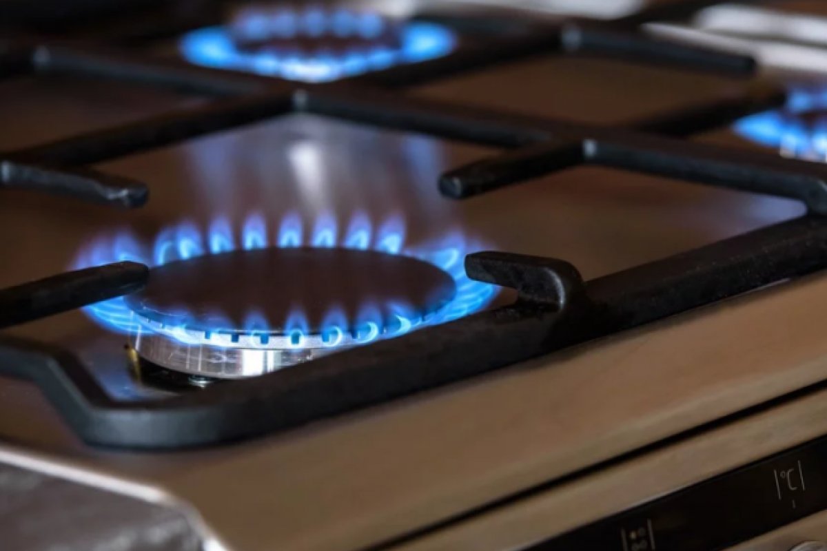 Custo do gás de cozinha cresce diante de cenário atual da pandemia no Brasil