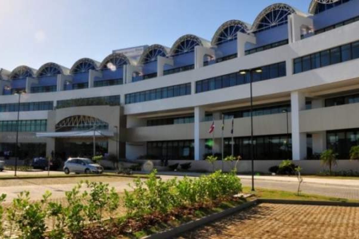 MP-BA vai ao STF para barrar vacinação de jornalistas na Bahia
