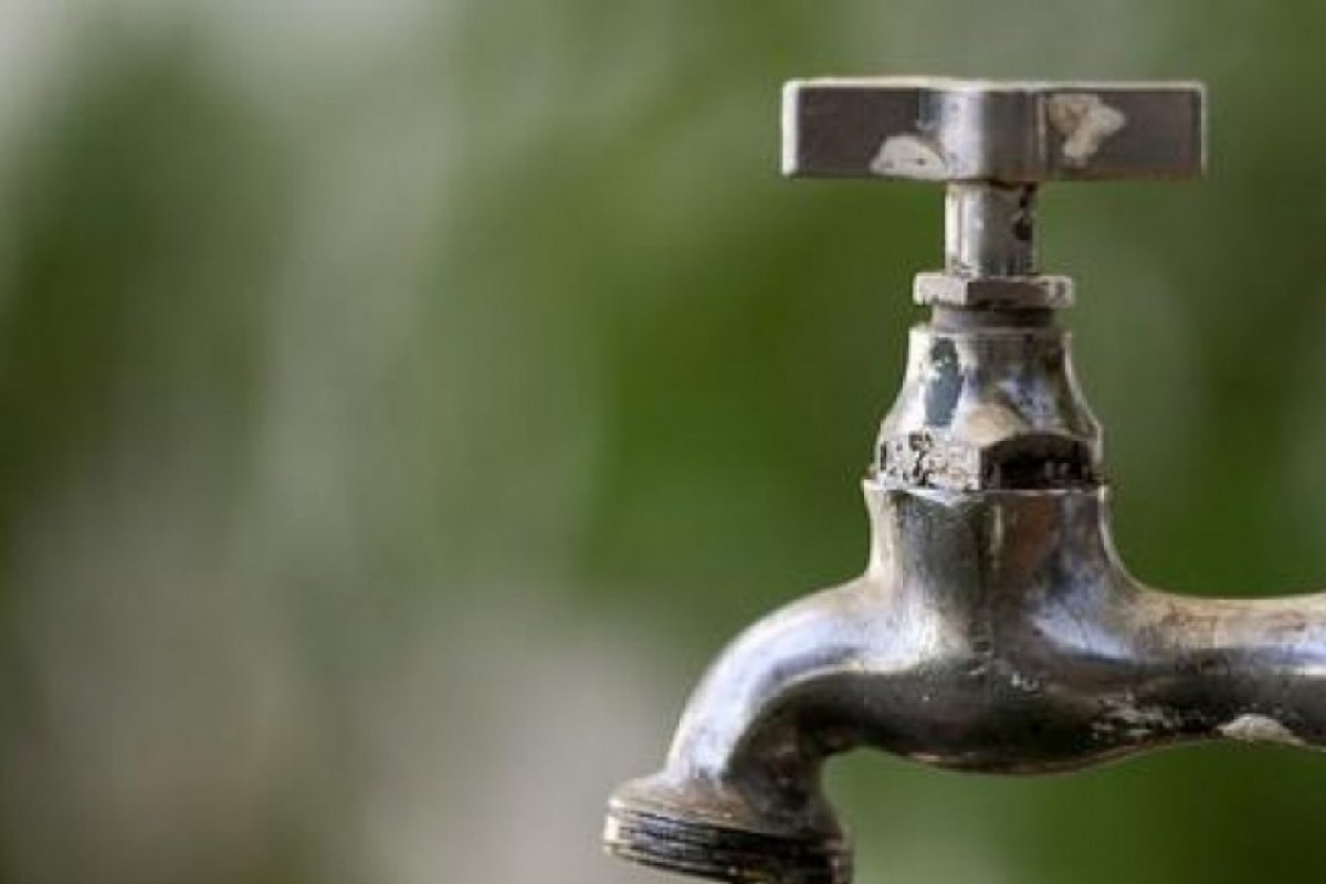 Bairros de Salvador ainda estão sem água 