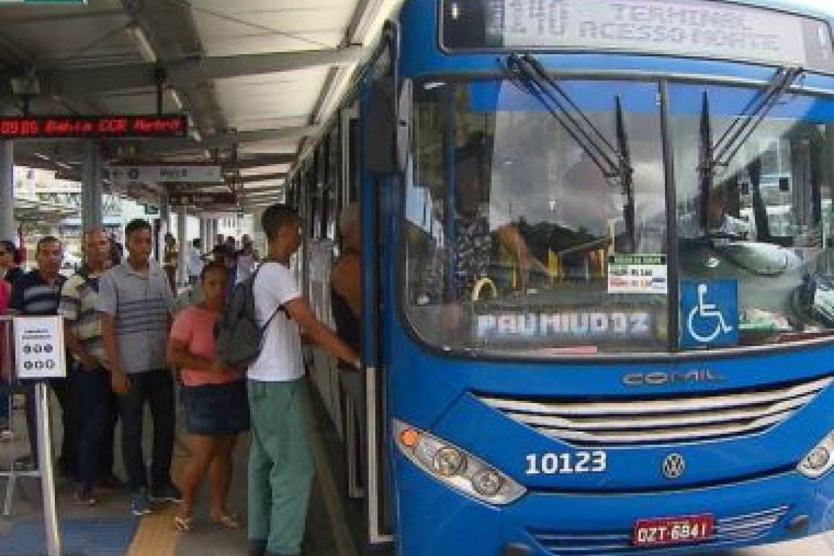 Semob intervém tentando evitar greve de rodoviários em Salvador