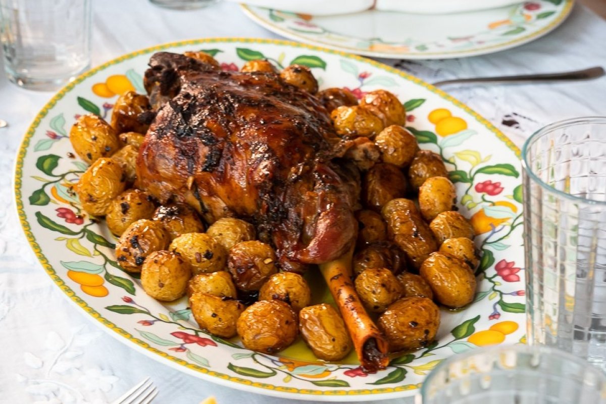 Pernil da Joe sugere receita tradicional para o Dia dos Namorados