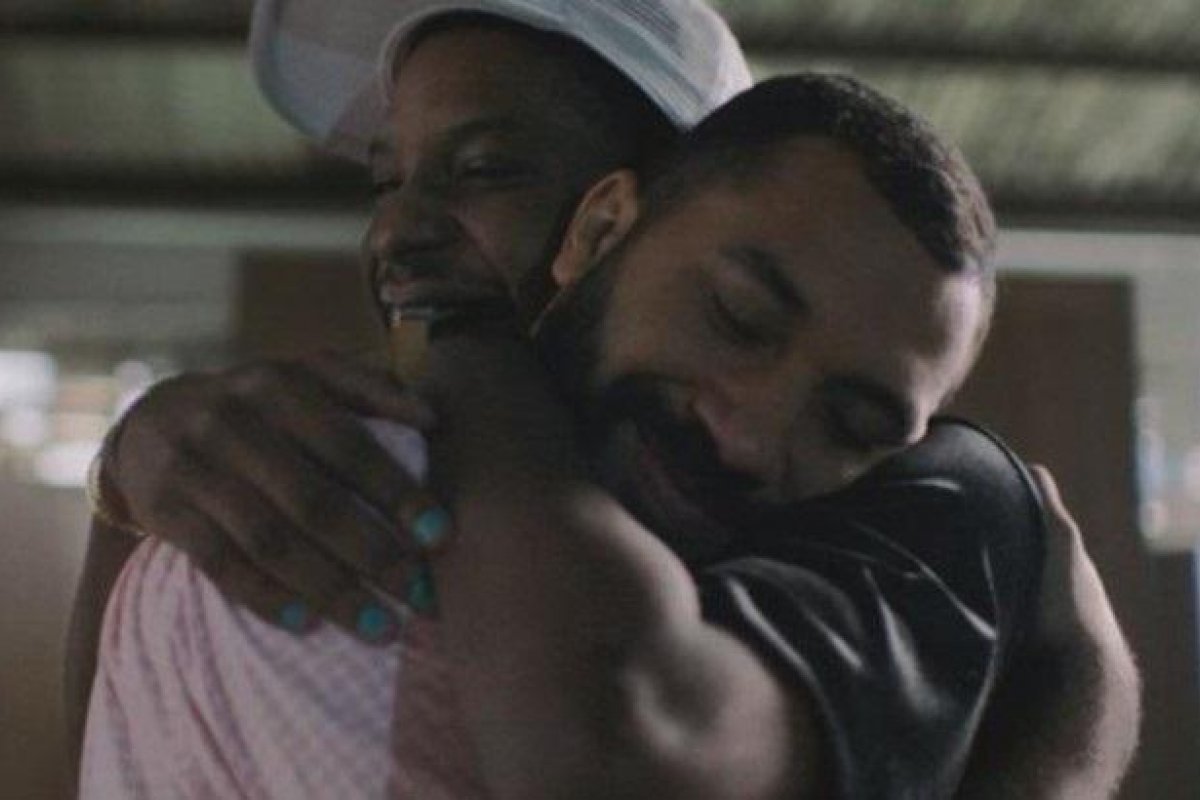 Xiii! Campanha de Dia dos Namorados com Gil do Vigor e Lucas Penteado recebe críticas