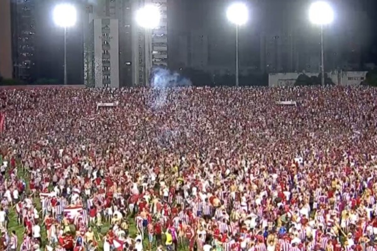 Náutico reage, elimina o Paysandu nos pênaltis e vai à Série B