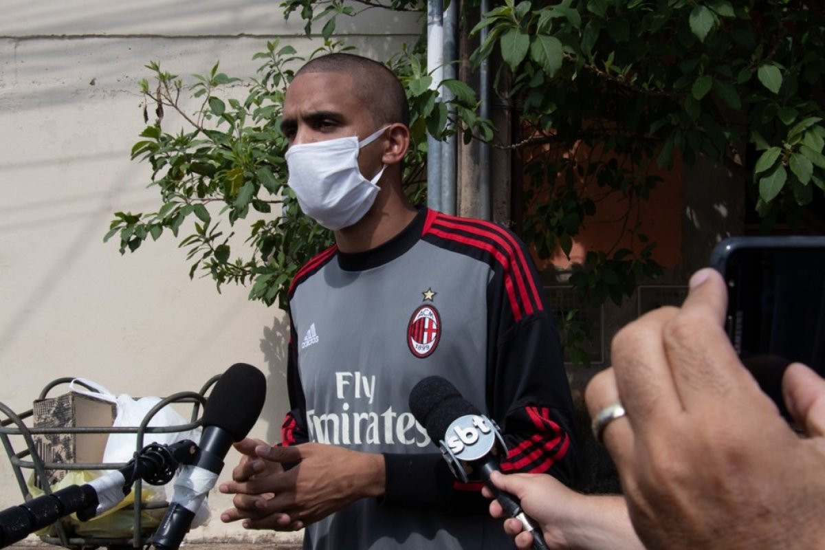 Jovem preso injustamente não consegue emprego