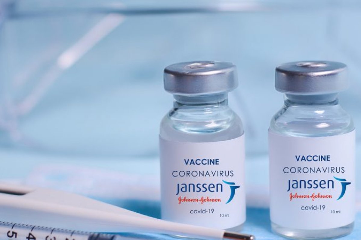 Brasil deve receber 3 milhões de doses da Janssen nesta quinta-feira (10)