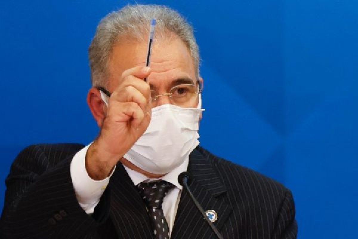 Queiroga diz que risco de contrair Covid na Copa América é o mesmo "com o jogo ou sem o jogo"