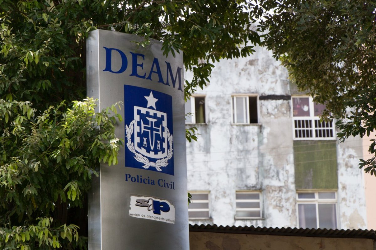 Homem é detido após descumprir medida protetiva em Camaçari