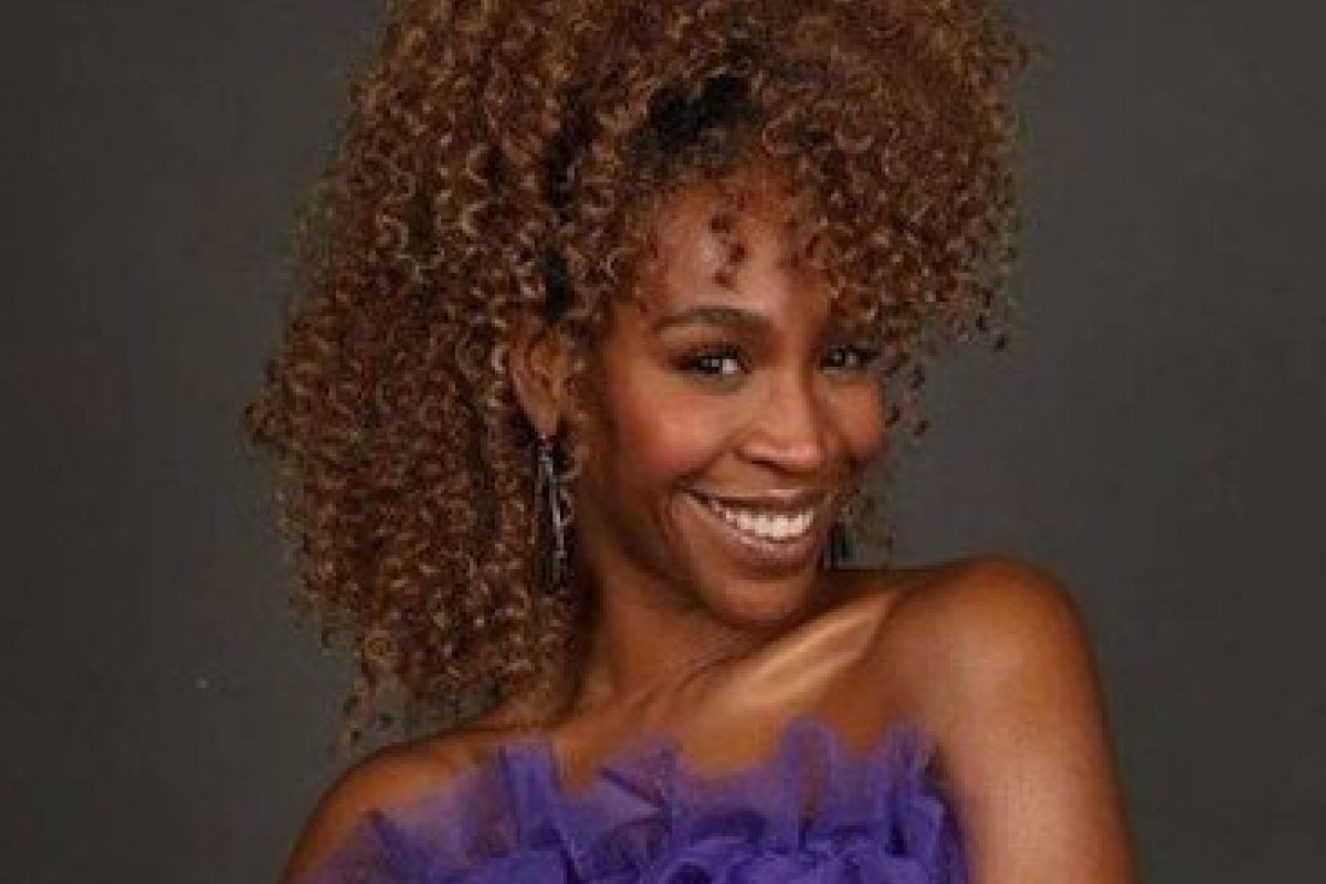 Karol Conká prepara projeto sobre saúde mental